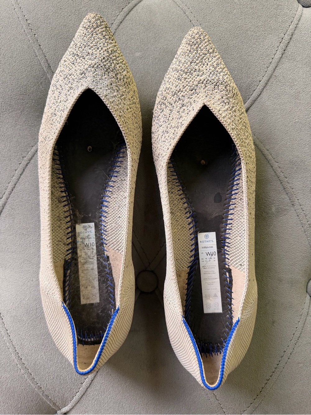 Rothy’s Pointed Toe Knit Flats in metallic Silver sparkle with Blue Trim